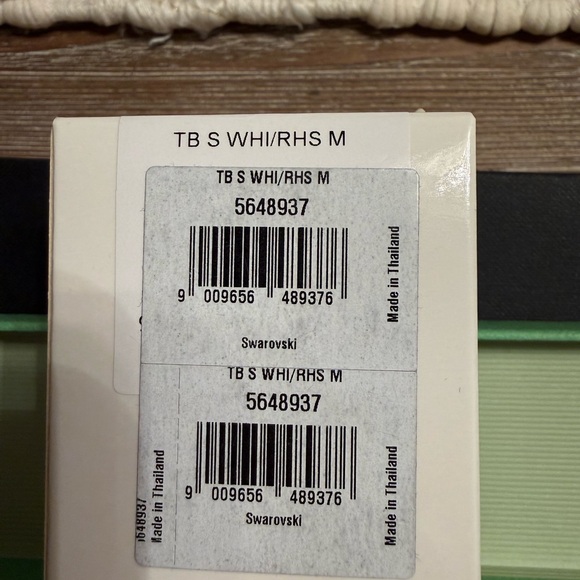 Swarovski Matrix Tennis Bracelet - Picture 3 of 3